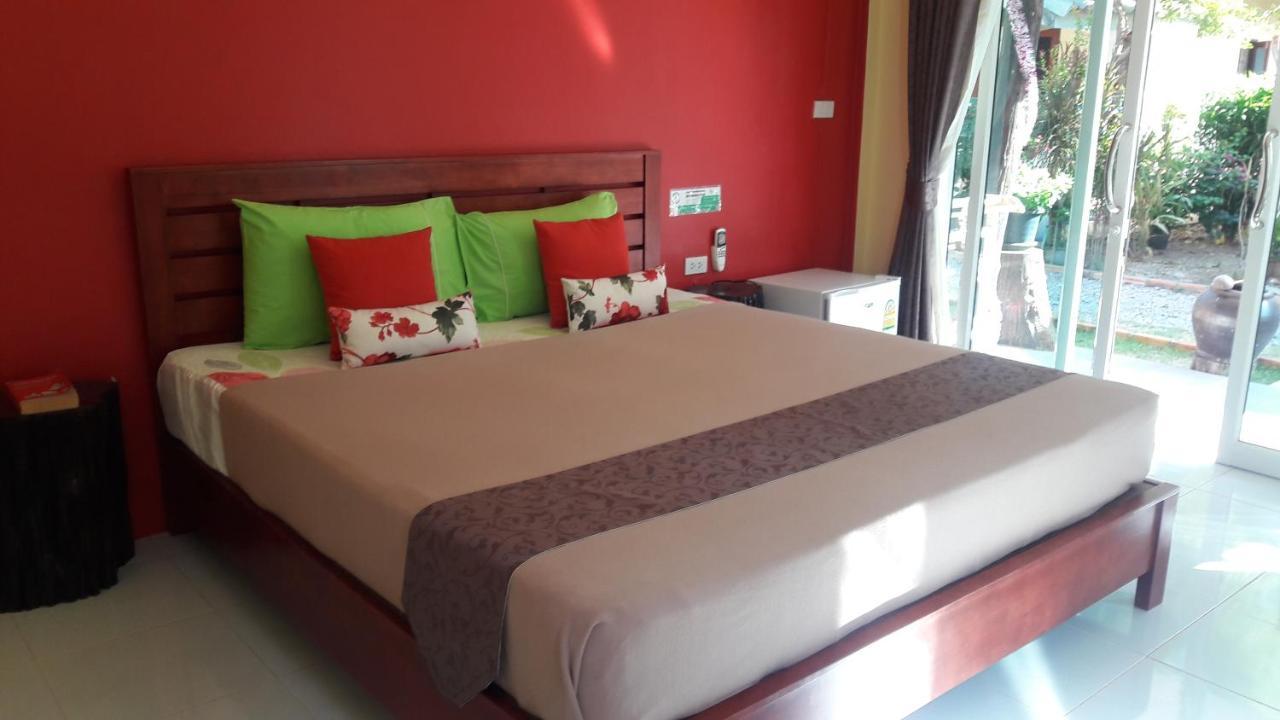 Suwantana Lanta Houses Ko Lanta エクステリア 写真