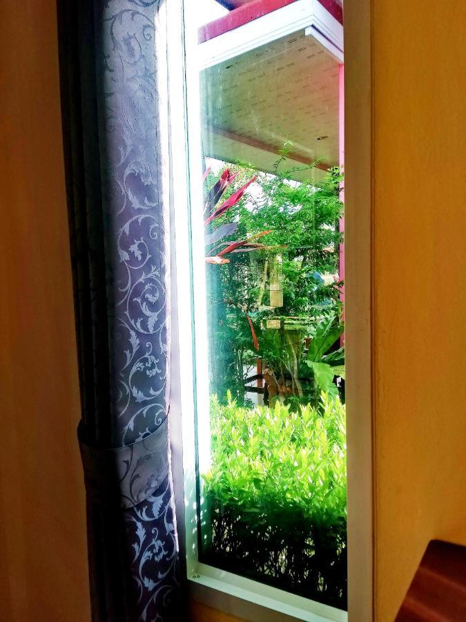 Suwantana Lanta Houses Ko Lanta エクステリア 写真