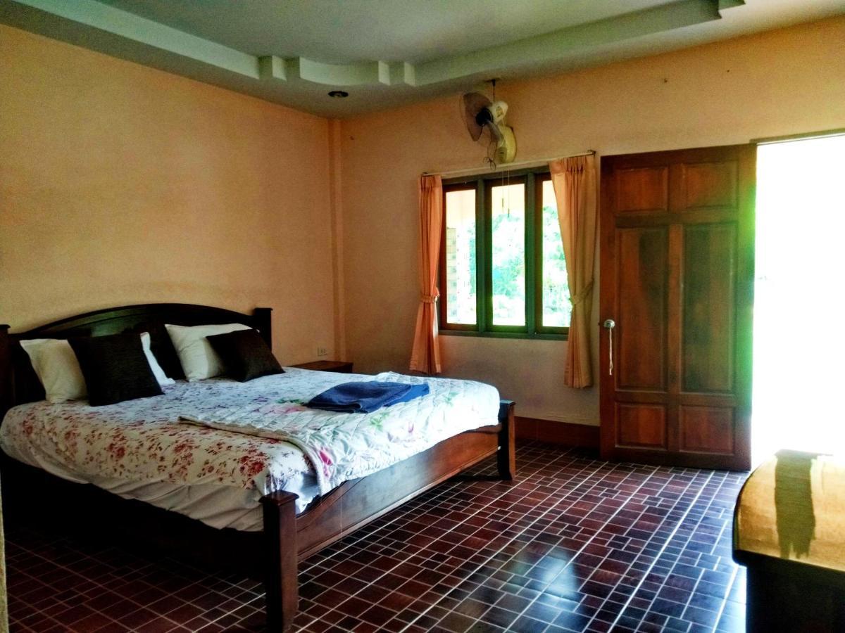 Suwantana Lanta Houses Ko Lanta エクステリア 写真